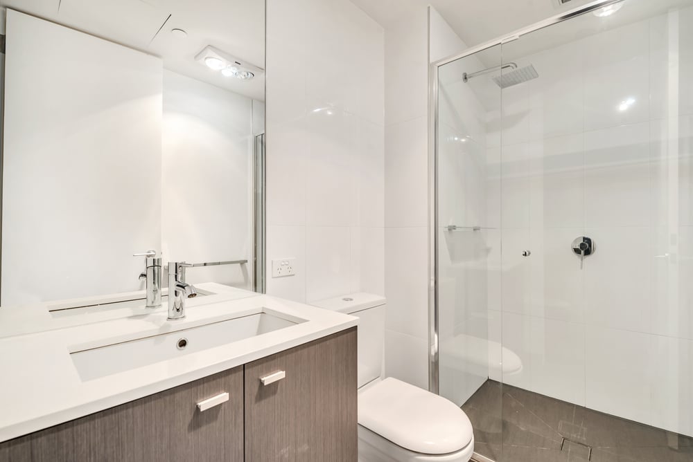 Empty and unfurnished brand new apartment